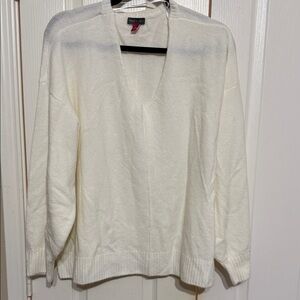 Vince Camuto Cream V-Neck Sweater